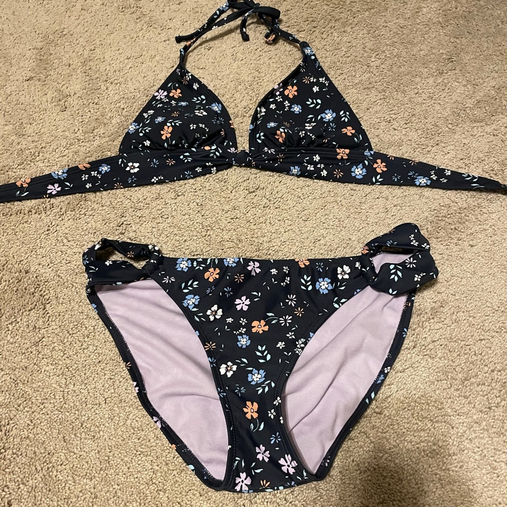 Target Floral Bathing suit. Size M